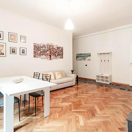 Ornella - Center Near The Como