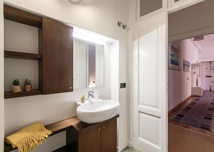 Ornella - Center Near The Apartman *