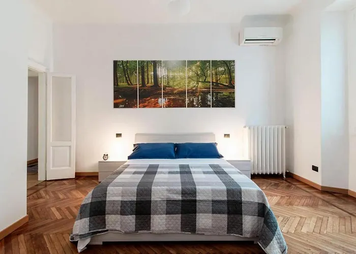 Ornella - Center Near The Como