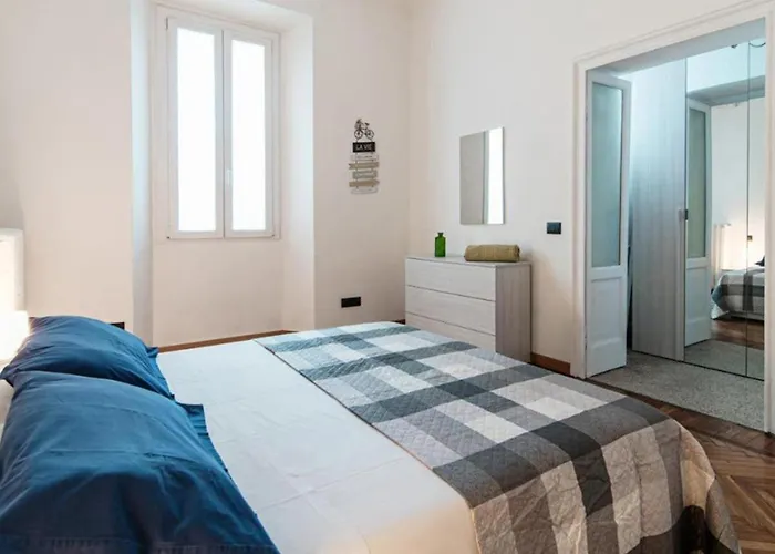 Ornella - Center Near The Como