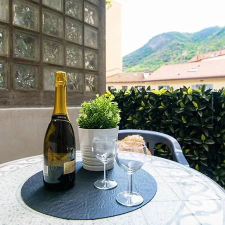 Apartment Ornella - Center Near The Como